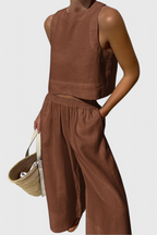 Avelina Conjunto Minimalista en Algodón y Lino Ligero