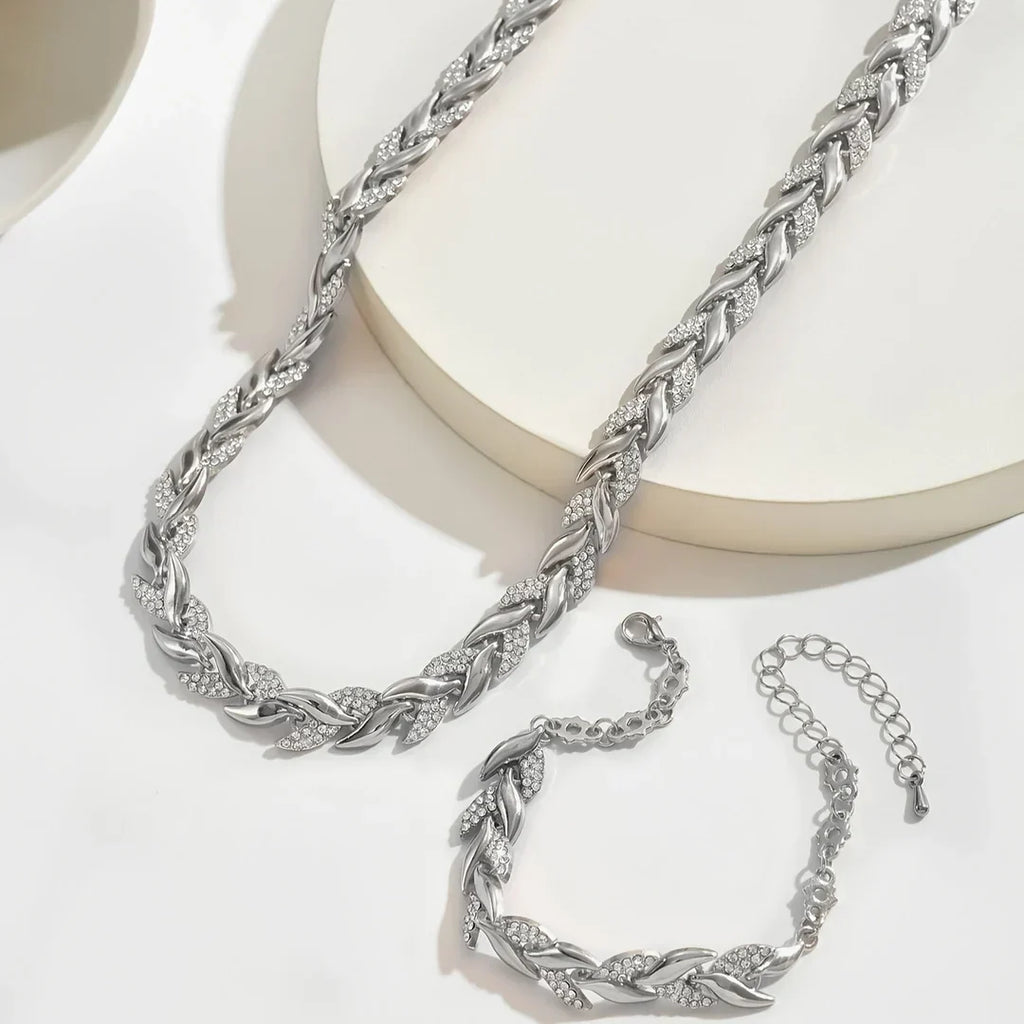 Olia - Conjunto Hecho a Mano Collar y Pulsera