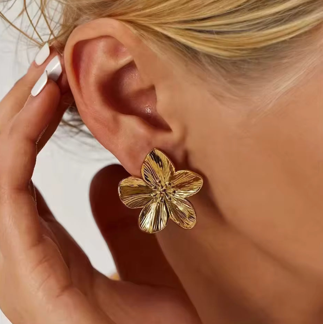 PENDIENTES FLOR ÁUREA