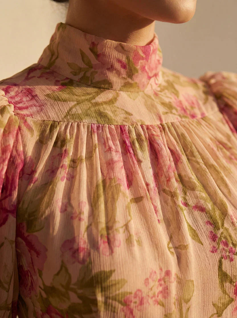 Aela - Vestido Floral Elegante con Detalles de Volantes