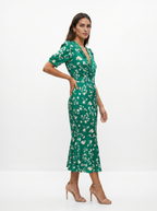 Amaia | Vestido con diseño floral y cuello en V