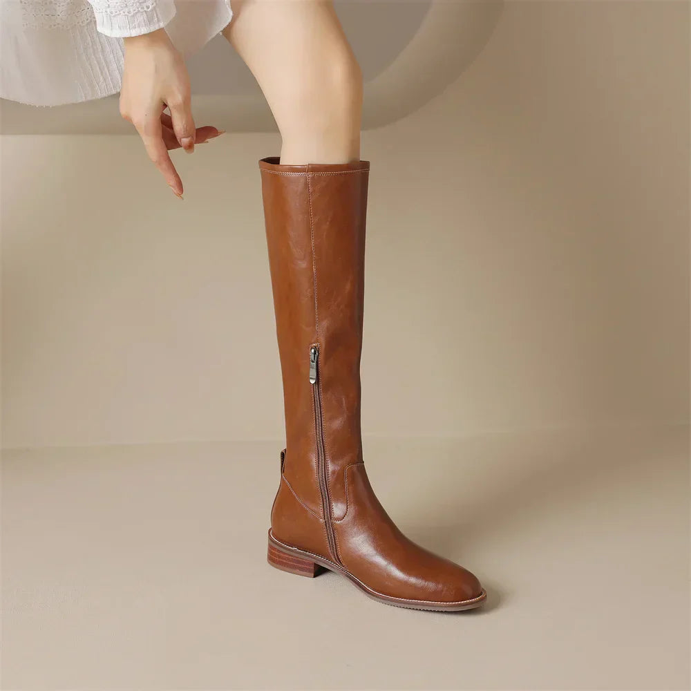 Tivra - Élégantes Bottes Artisanales en Cuir Vériable