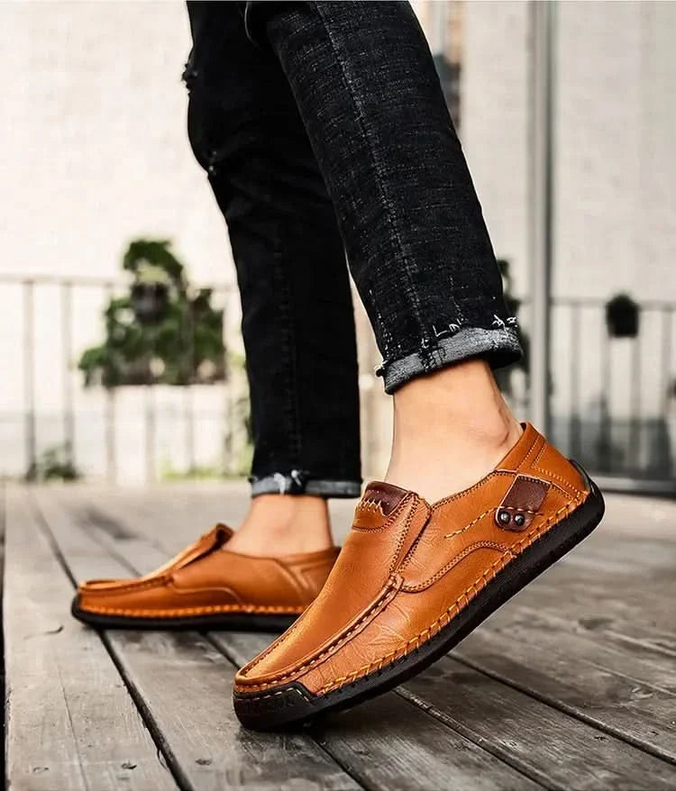 MOCASÍN DE CUERO MILAN SLIP-ON