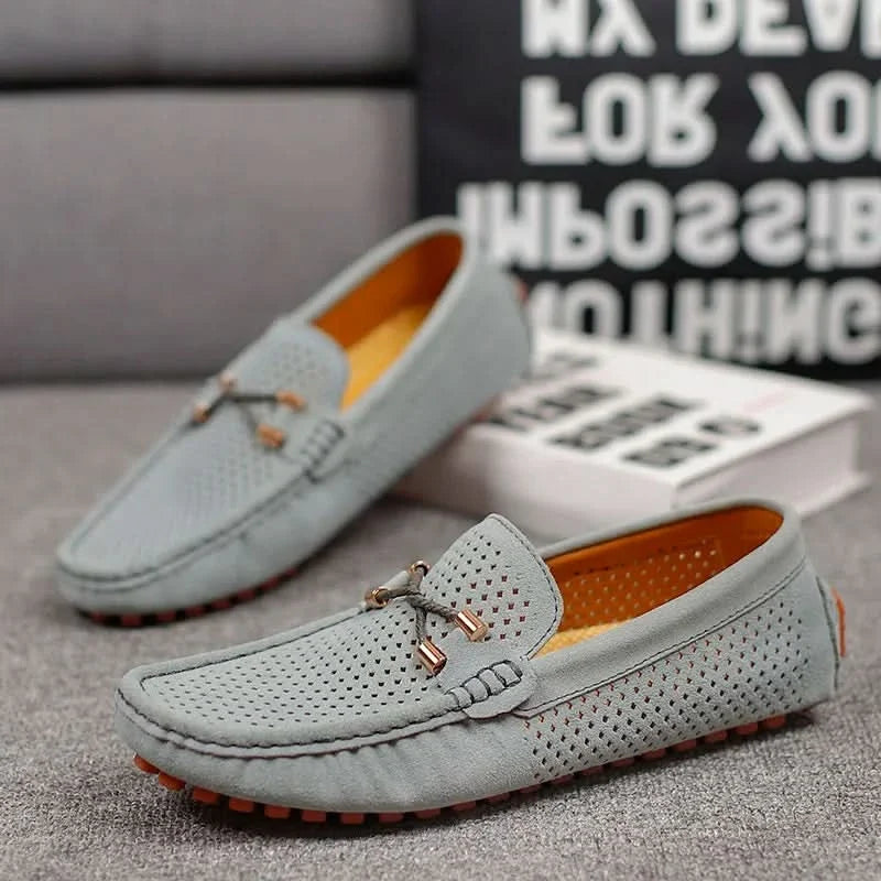 MOCASINES DE CUERO PERFORADO GIANNI