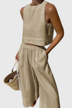 Avelina Conjunto Minimalista en Algodón y Lino Ligero
