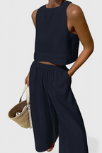 Avelina Conjunto Minimalista en Algodón y Lino Ligero