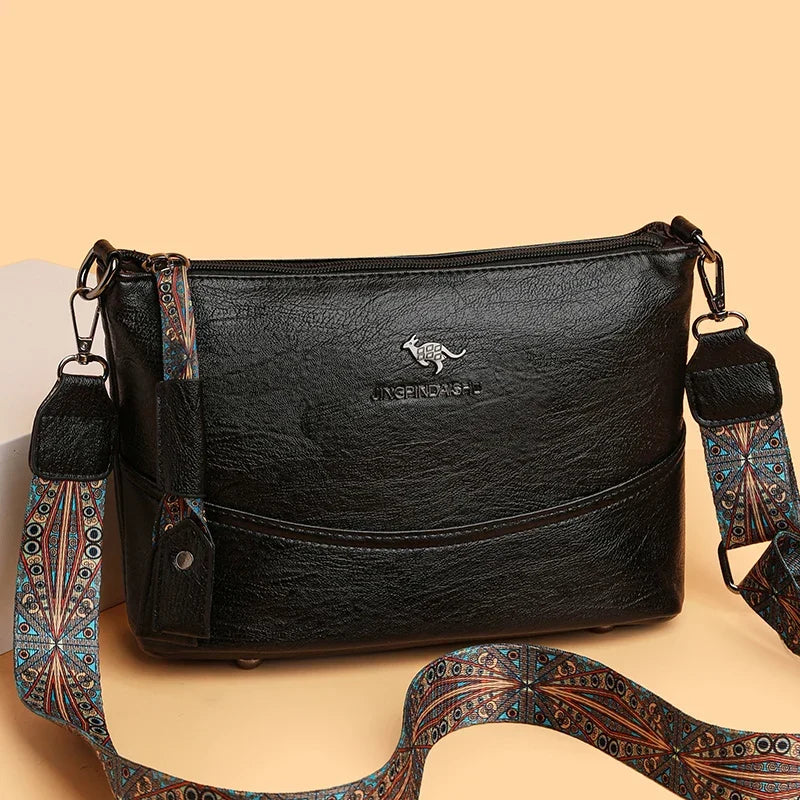 Luna Soler – Bolso Noa de cuero vegano moderno