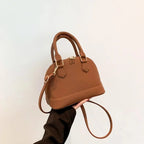 Luna Soler – Bolso Lina de cuero vegano minimalista