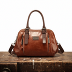 Luna Soler – Bolso cubo Alma de cuero vegano rojo