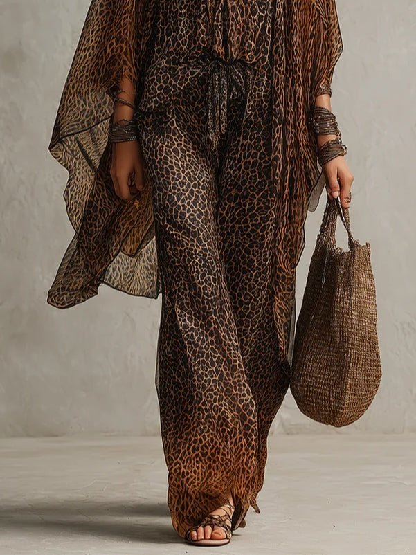 Conjunto de Tres Piezas Bata Fluida con Estampado de Leopardo Degradado Boho