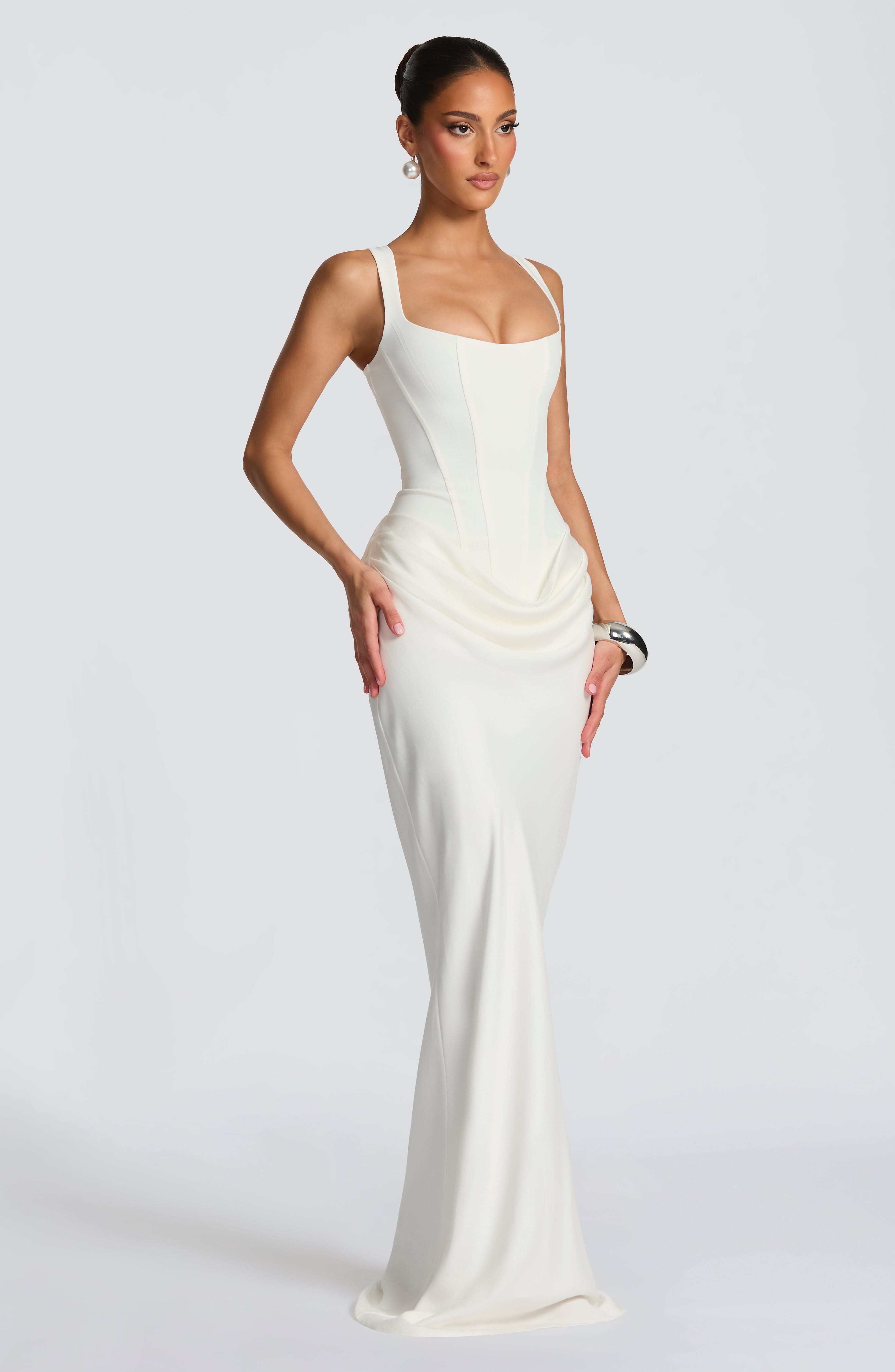 Marisol | Vestido maxi de escote cuadrado