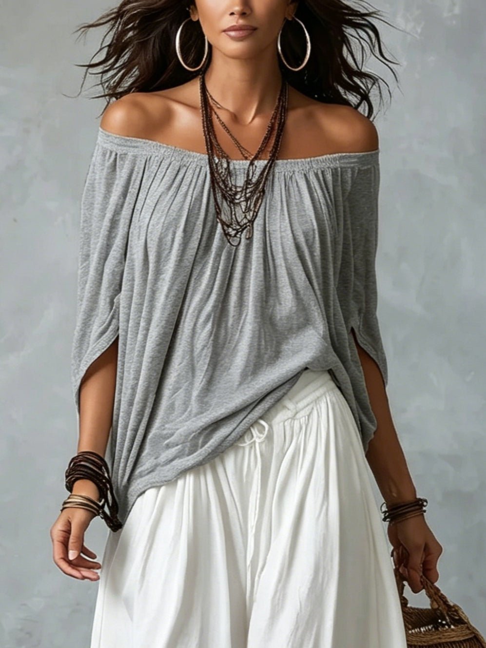 Conjunto Top Gris Off-Shoulder y Pantalón Farol Blanco Holgado