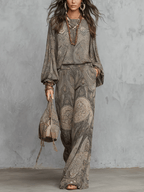 Conjunto Top con Mangas Farol y Estampado Paisley Gris y Pantalón Ancho