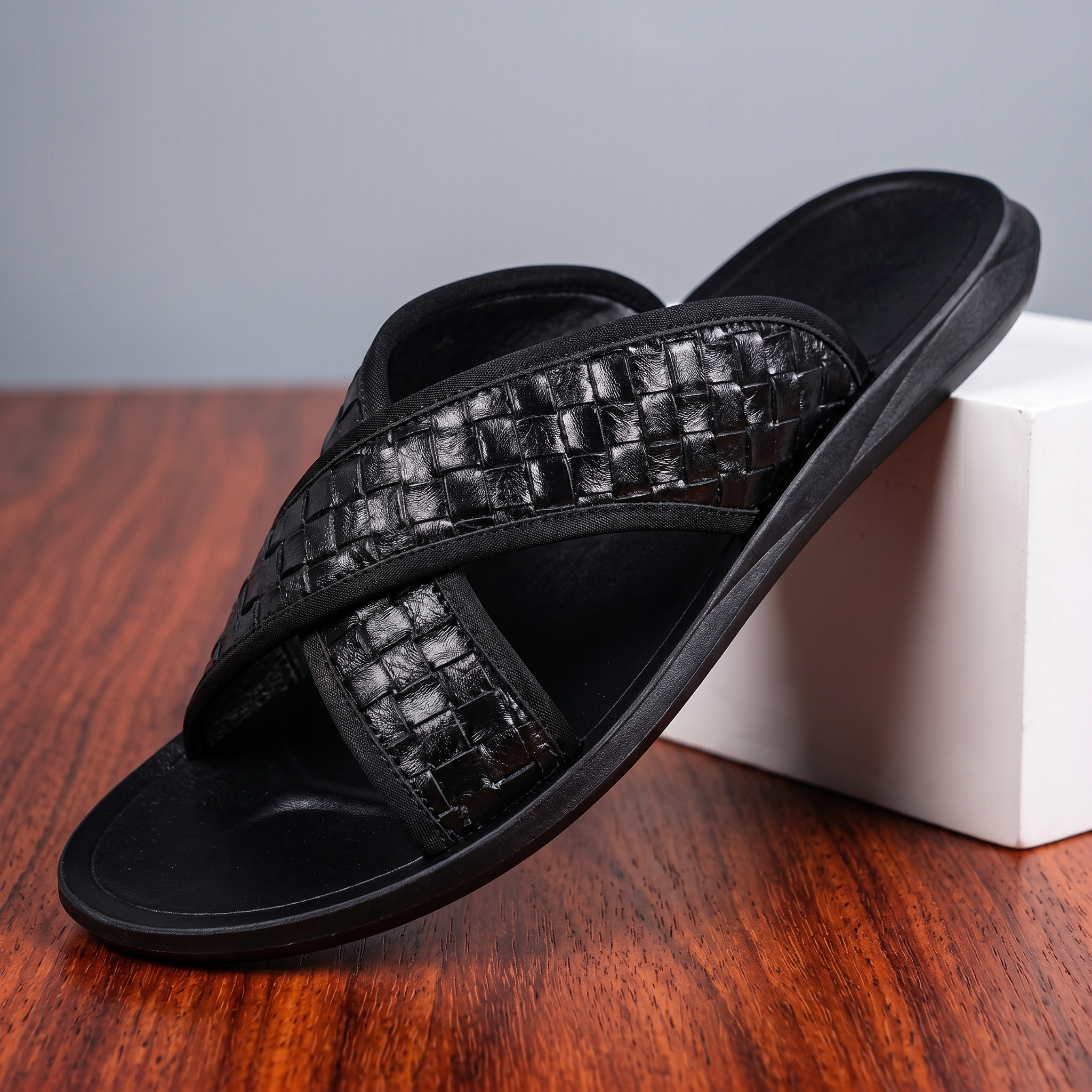 SANDALIAS DE CUERO SUAVE BRIONY