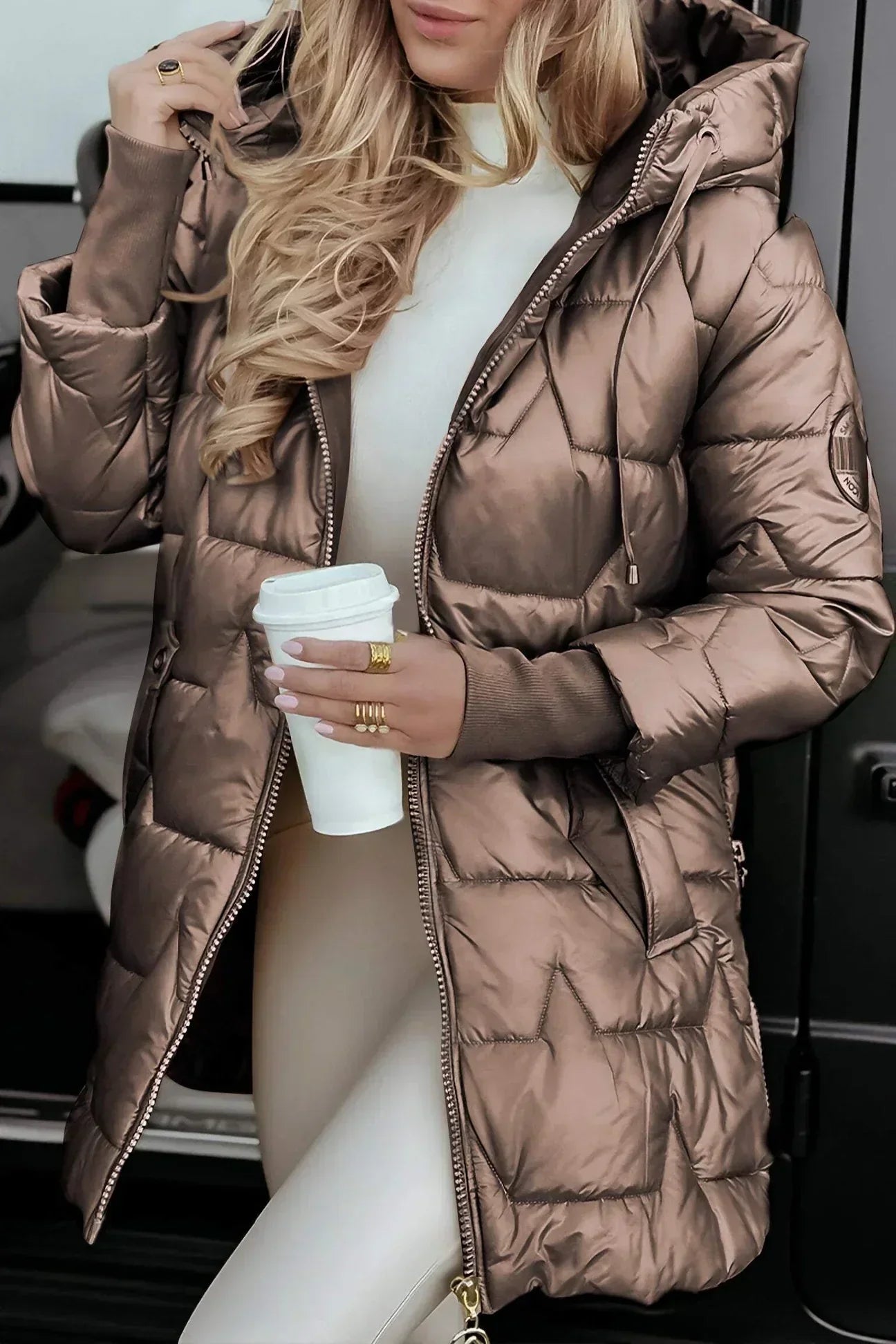 Nolwen - Abrigo De Invierno Moderno Con Capucha Y Aislamiento