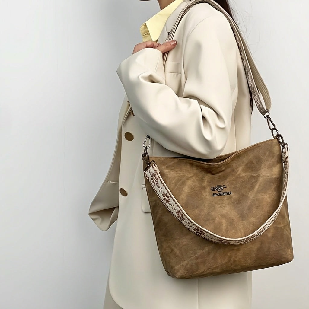 Luna Soler – Bolso Mila de cuero vegano moderno