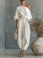 Conjunto Top Off-Shoulder Blanco Roto y Pantalón Slim-Fit