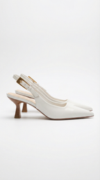 Zapatos de salón Elizabeth con talón bajo y tiras traseras