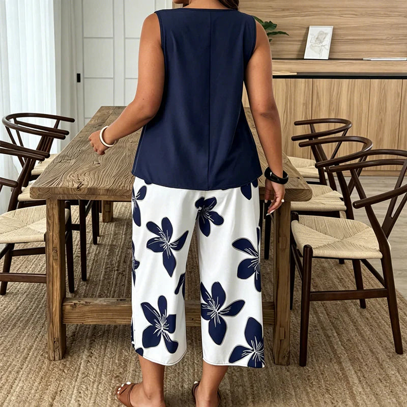 Anahit - Conjunto Amplio Top Asimétrico y Pantalón Capri Floral
