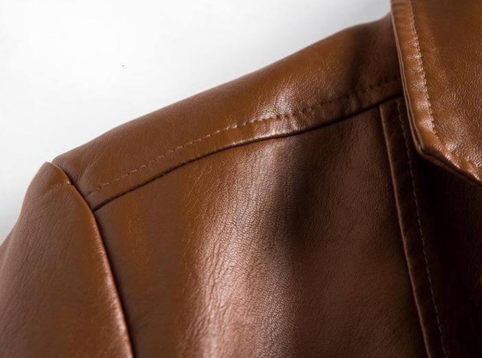 Nicolás – Blazer de Cuero Elegante y Estilizado