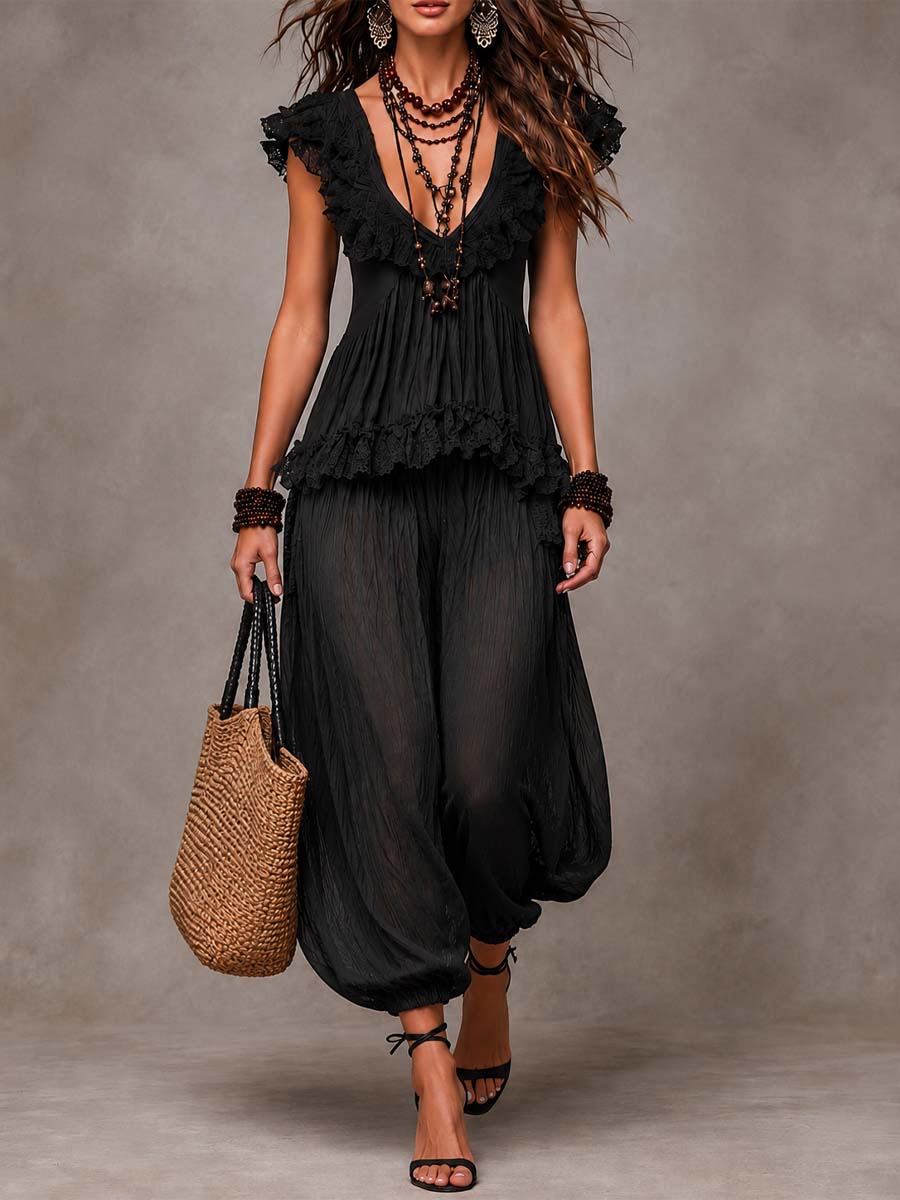 Conjunto Top de Encaje Boho Cuello V Negro y Pantalón Harem