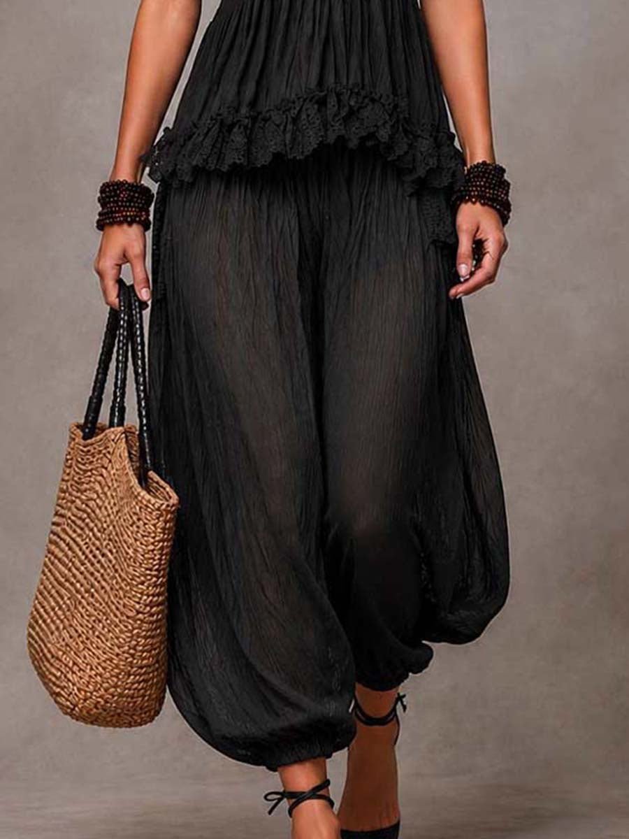 Conjunto Top de Encaje Boho Cuello V Negro y Pantalón Harem